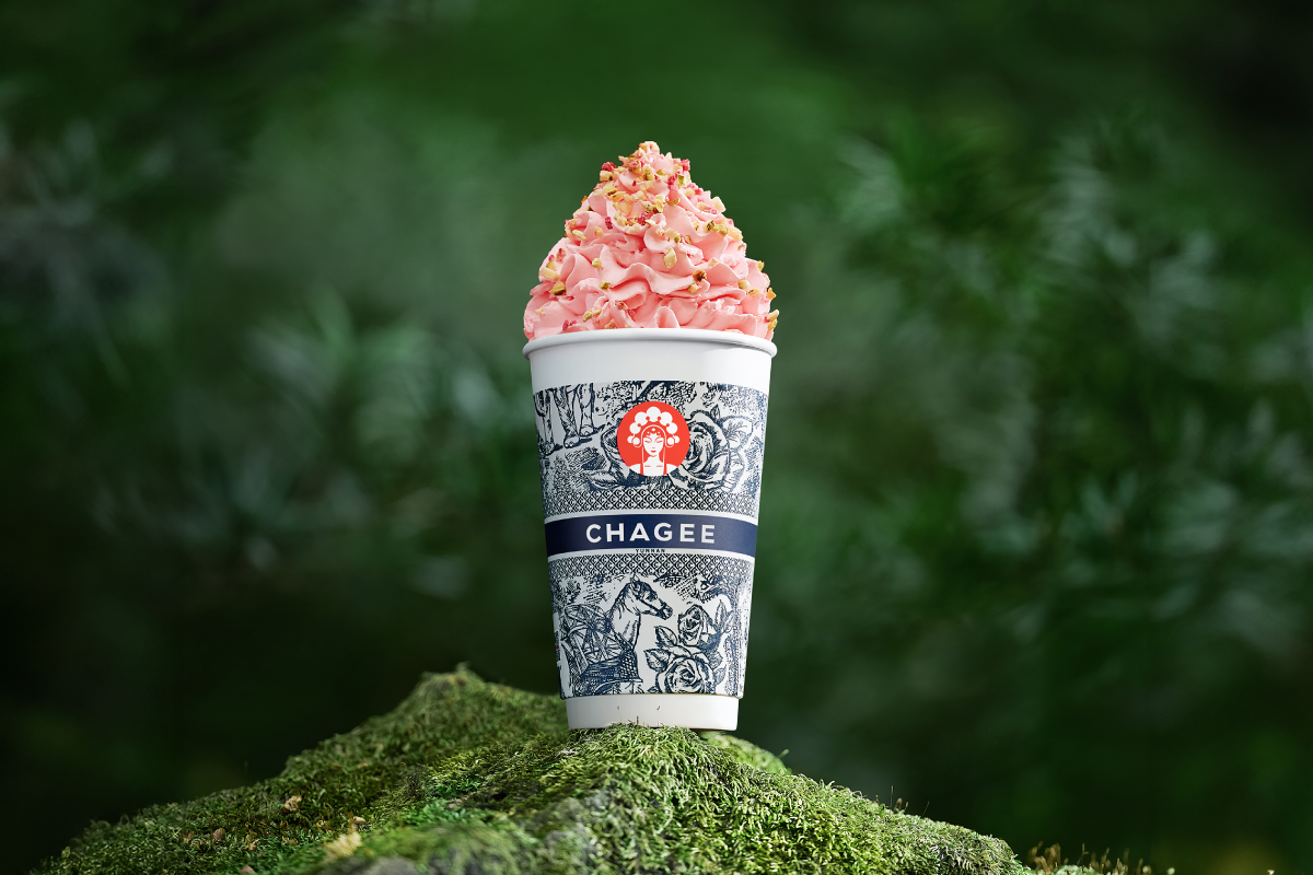 Minuman teh premium CHAGEE dengan penyajian elegan